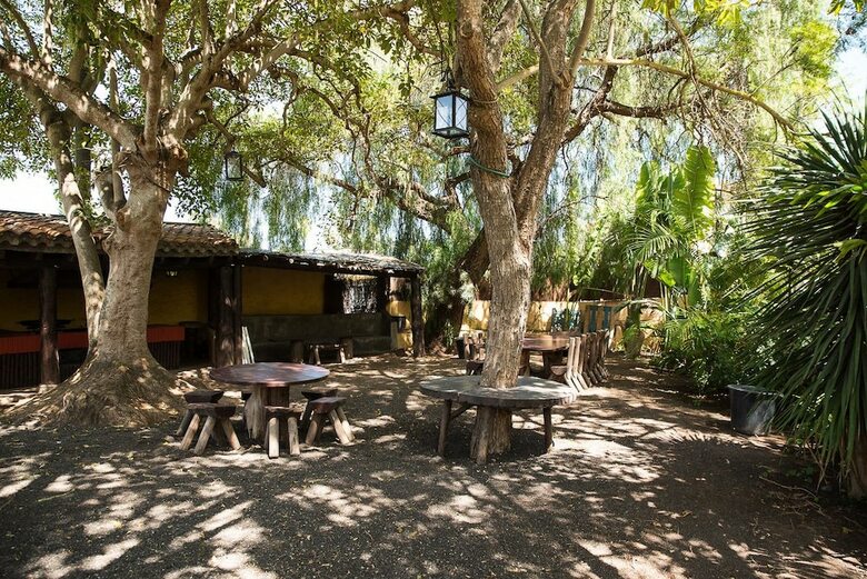 Hotel Bellasombra Suites