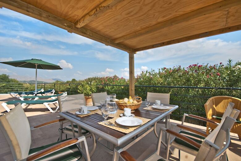 Villa Finca Oscols
