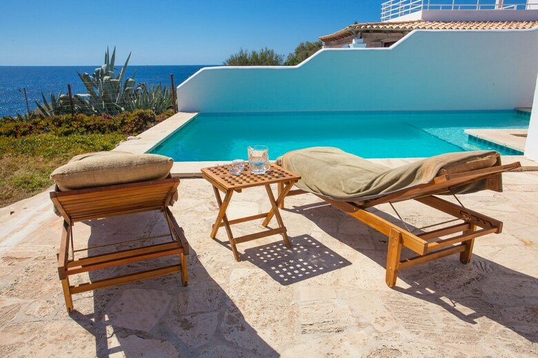 Villa En Cala Serena En Primera Linea de Mar