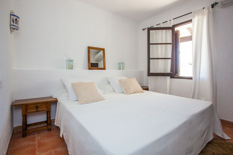 Villa En Cala Serena En Primera Linea de Mar