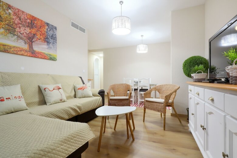 Apartamento En La Muralla Mezquita