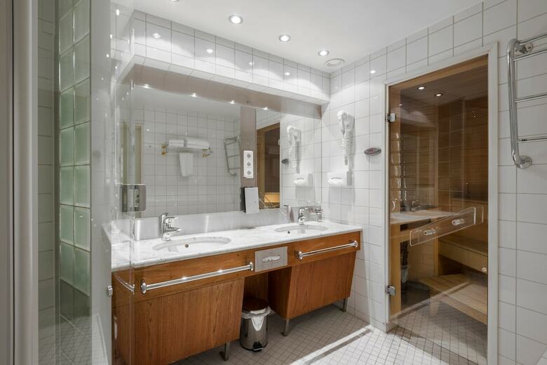 Hotel Haaga Central Park
