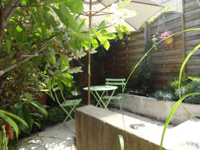 Hotel Maison D'h�tes Des Toits En Ville B&B