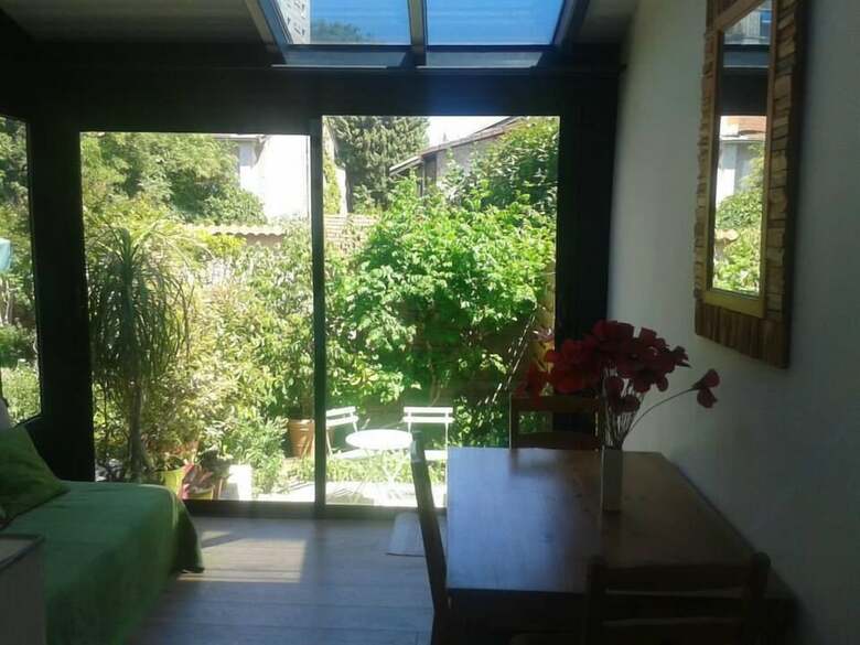 Hotel Maison D'h�tes Des Toits En Ville B&B