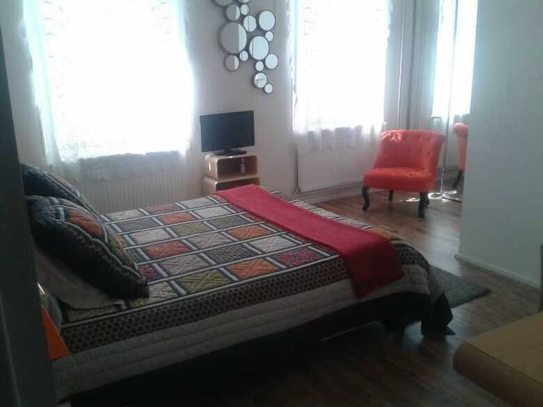 Hotel Maison D'h�tes Des Toits En Ville B&B