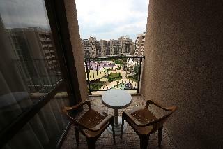 Hotel Menada Apartments In Royal Beach