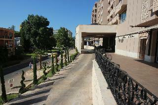 Hotel Menada Apartments In Royal Beach