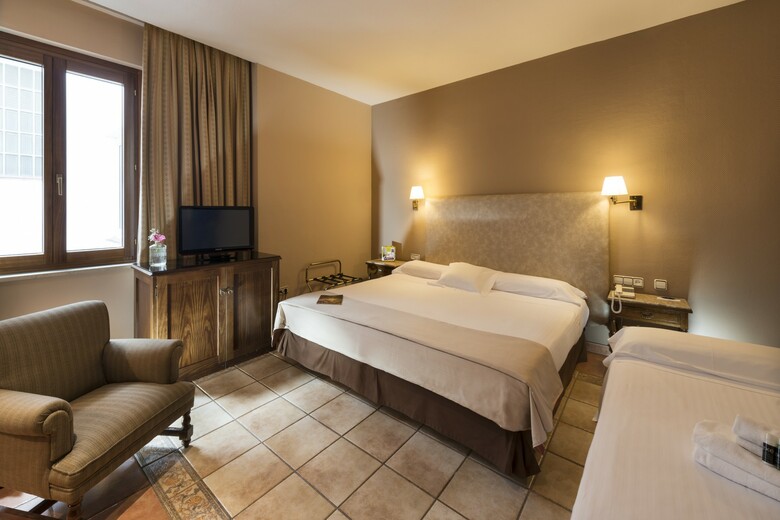 Hotel Exe Alfonso Viii