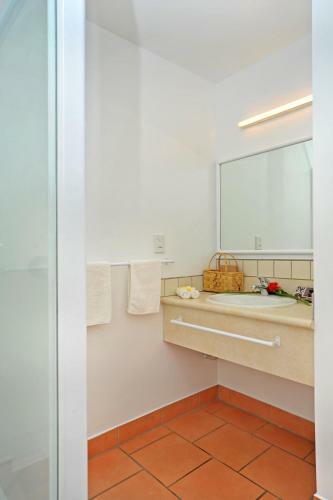 Apartamentos The Cooks Oasis - Holiday Villas