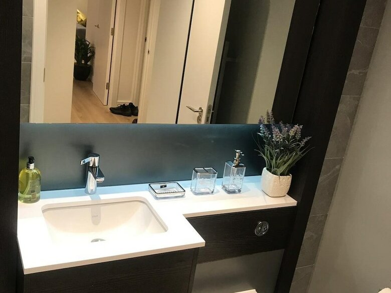 Kew Bridge Apartments