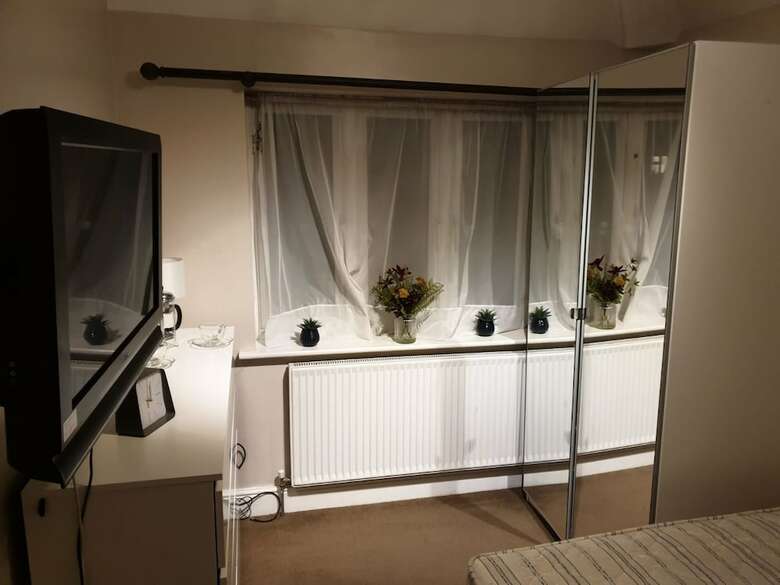 Beautiful Rooms Near Excel Center