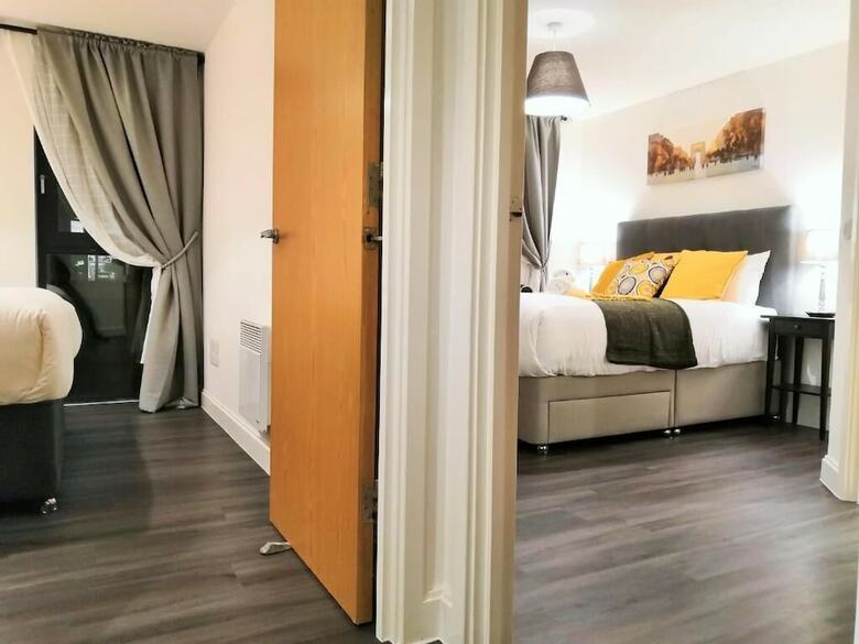 Comfy City Center Apartment