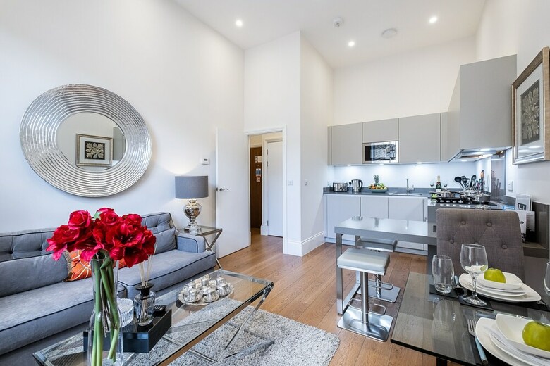 Lak Serviced Apartments