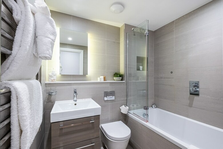 Lak Serviced Apartments