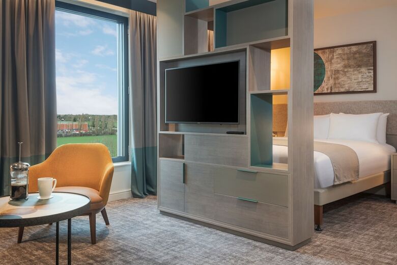 Aparthotel Staybridge Suites London Heathrow - Bath Road