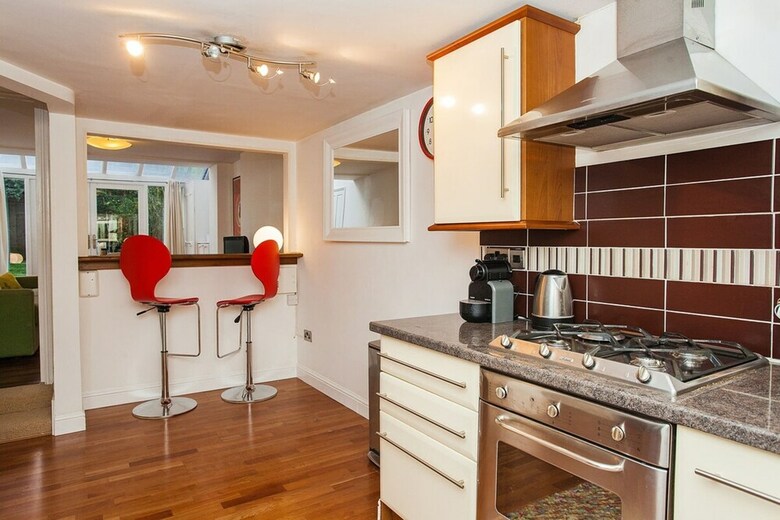 Apartamentos Modern 2 Bed Garden Flat, St Johns Wood