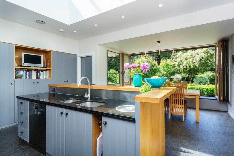 A Charming Richmond Garden