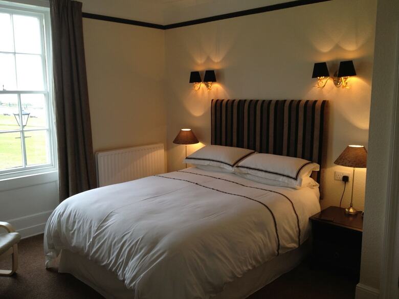 Hotel Altonlea Lodge Guest House