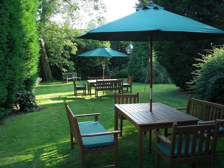 Cornfields Hotel & Restaurant