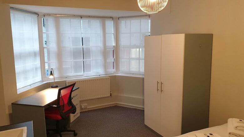 Bed & Breakfast Modern Rooms And Studio In Westminster