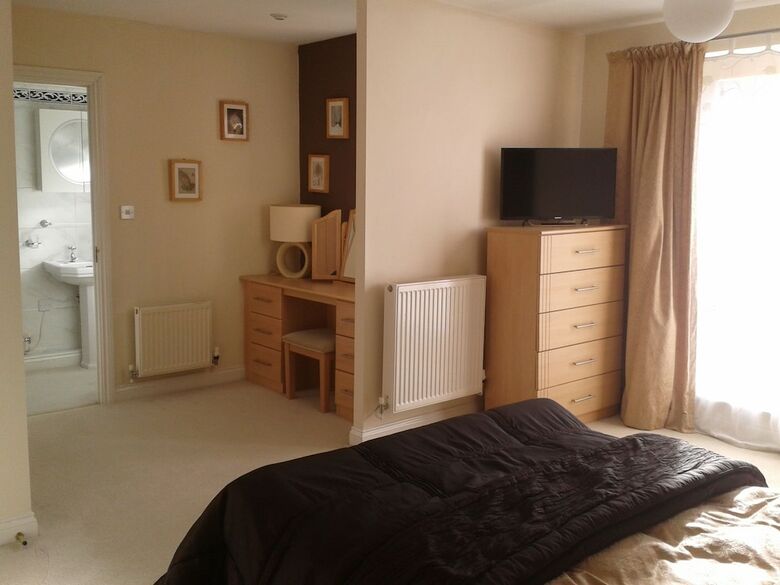 Heathfield Place