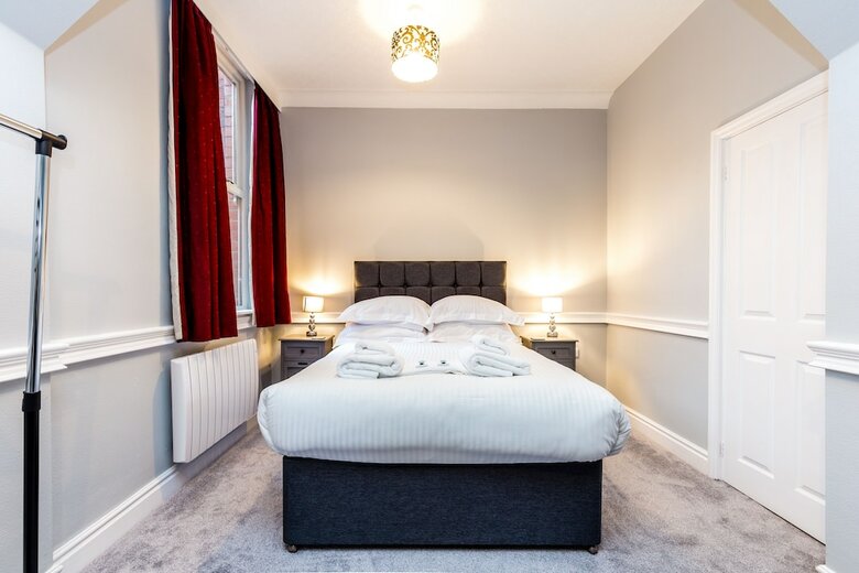 City Apartments - Sycamore Place