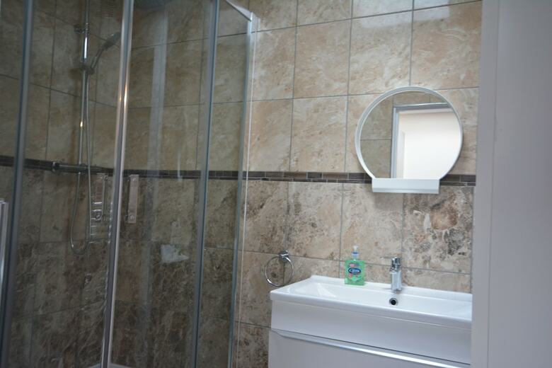 Hostal London Luxury 7 Bedroom Holiday Let
