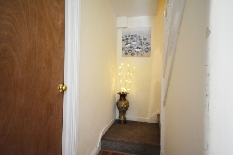 Hostal London Luxury 7 Bedroom Holiday Let