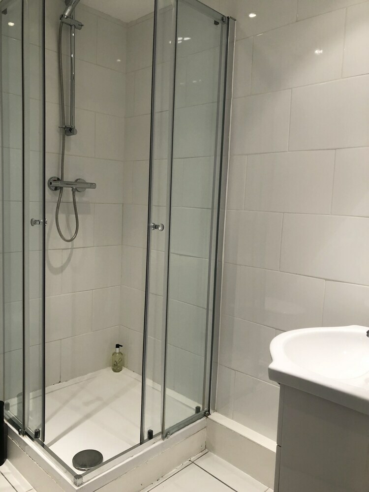 Apartamentos Stylish 2 Bedroom Maisonette In Victoria