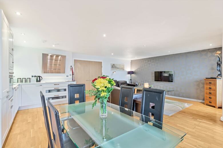 Duplex Retreat - Luxury 2floor Apartment