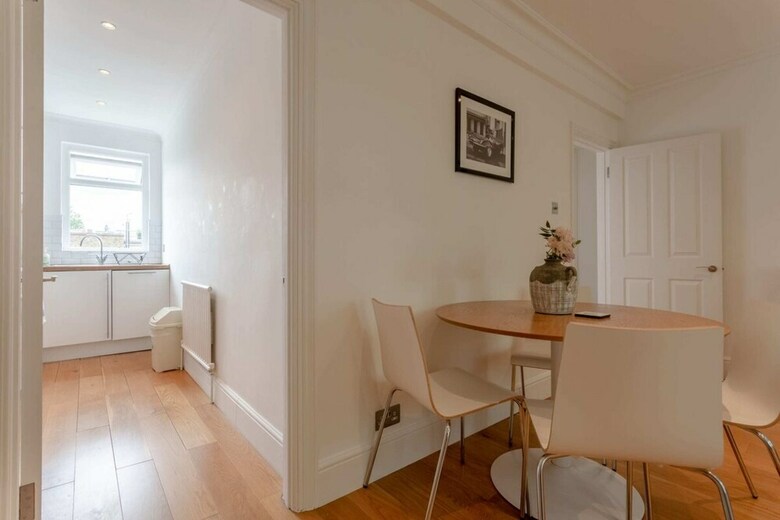 Apartamentos Charming, Spacious 1-bed Flat In Islington, London