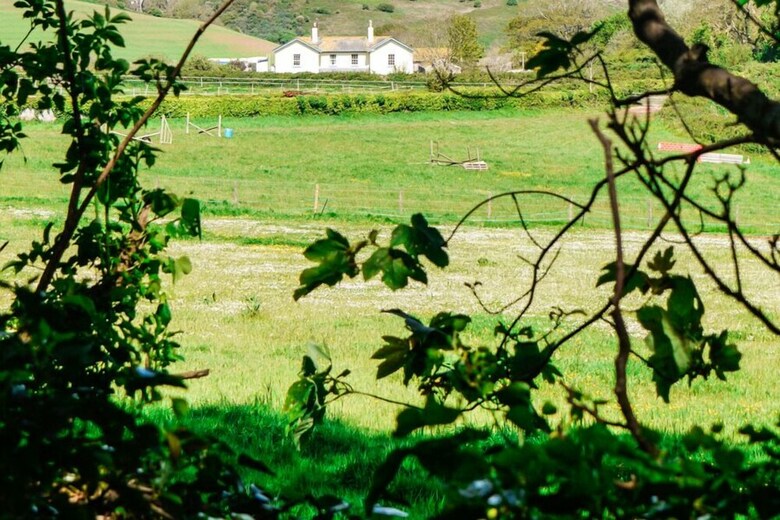 Bed & Breakfast Elberry Farm