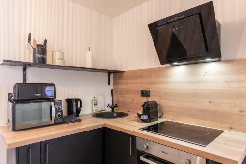 Vert D'hotes - Charming Renovated Apartment - Downtown - Wifi -