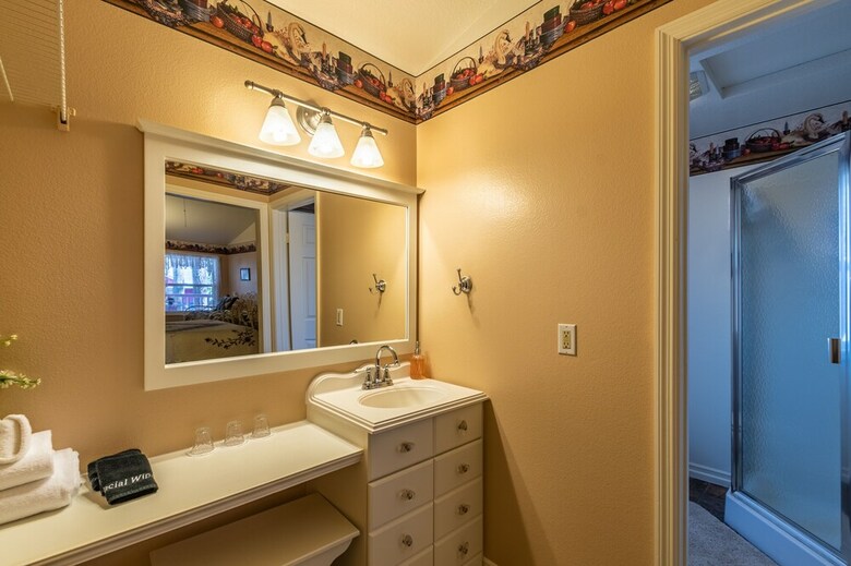 Apples Bed & Breakfast