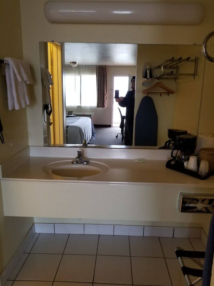 Motel Shiloh Inn