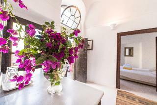 Apartamentos Santorini Heritage Villas & Mansions