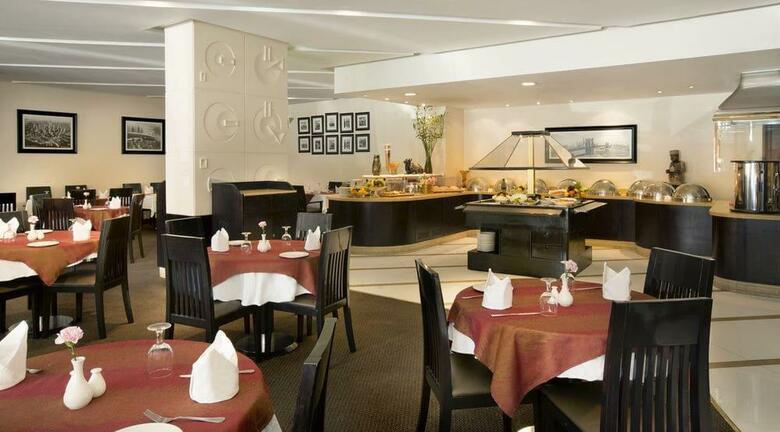 Avenue Hotel