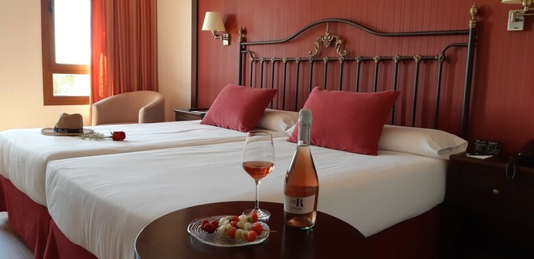 Hotel Complejo Enoturistico Finca La Estacada