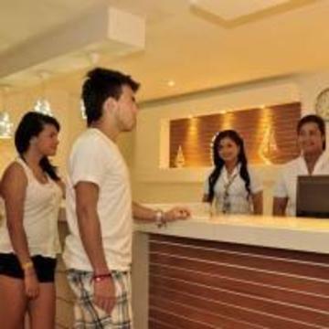 Blue Cove Hotel
