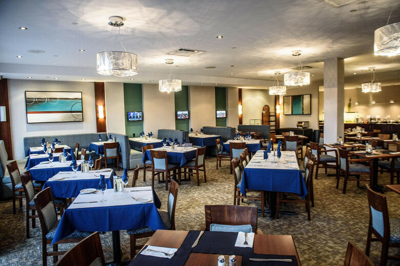 Hotel Holiday Inn Montreal Airport