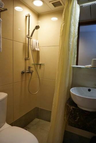 Lander Hotel Prince Edward
