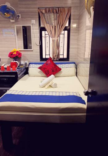 Hostal Day And Night Hotel