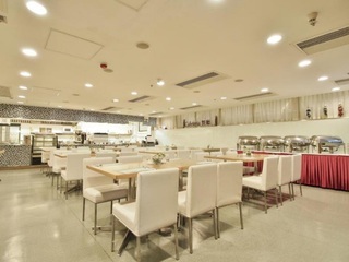Hotel Caritas Oswald Cheung International House