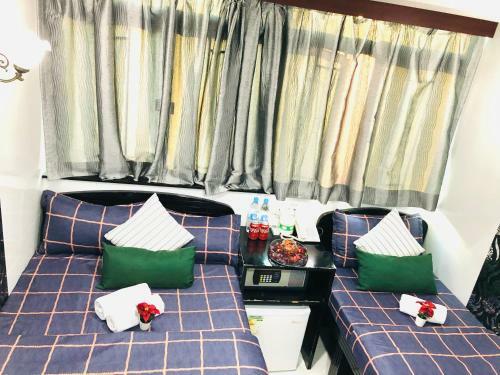 Hostal Singapore Hostel