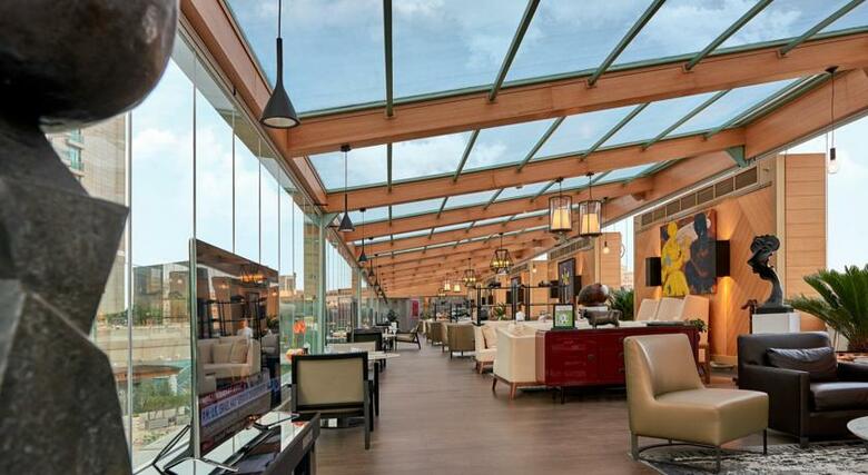 Four Seasons Hotel Cairo Nile Plaza