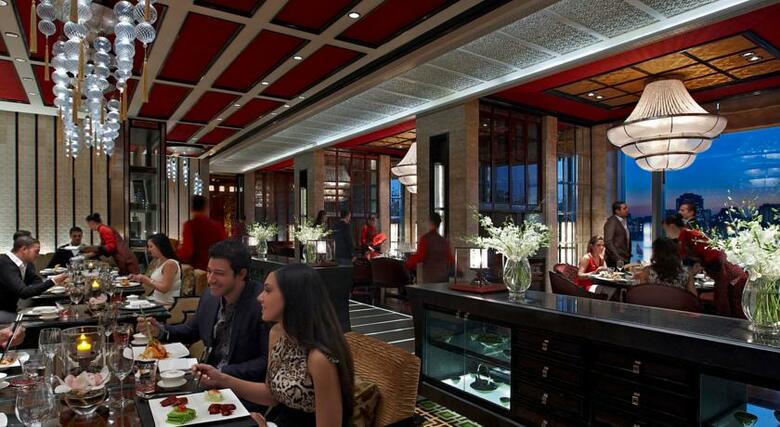 Four Seasons Hotel Cairo Nile Plaza
