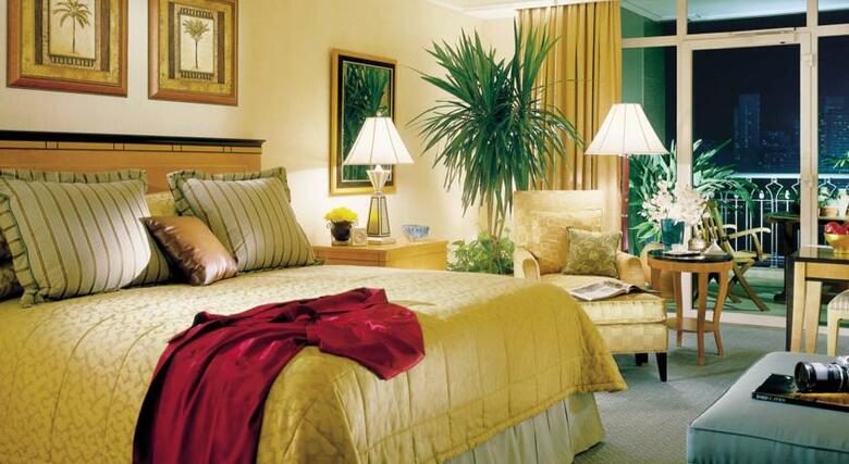 Four Seasons Hotel Cairo Nile Plaza