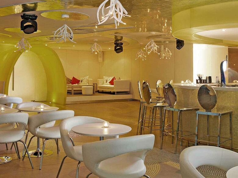 Pullman Dubai Jumeirah Lakes Towers - Hotel And Residence