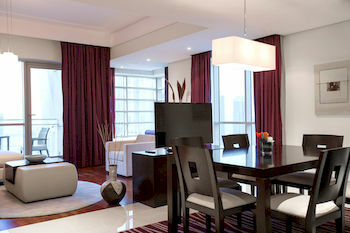 Pullman Dubai Jumeirah Lakes Towers - Hotel And Residence