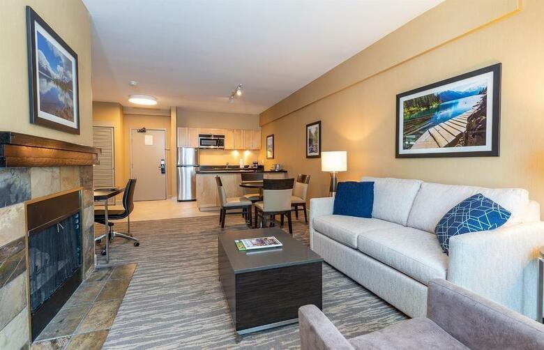 Hotel Hilton Whistler Resort And Spa